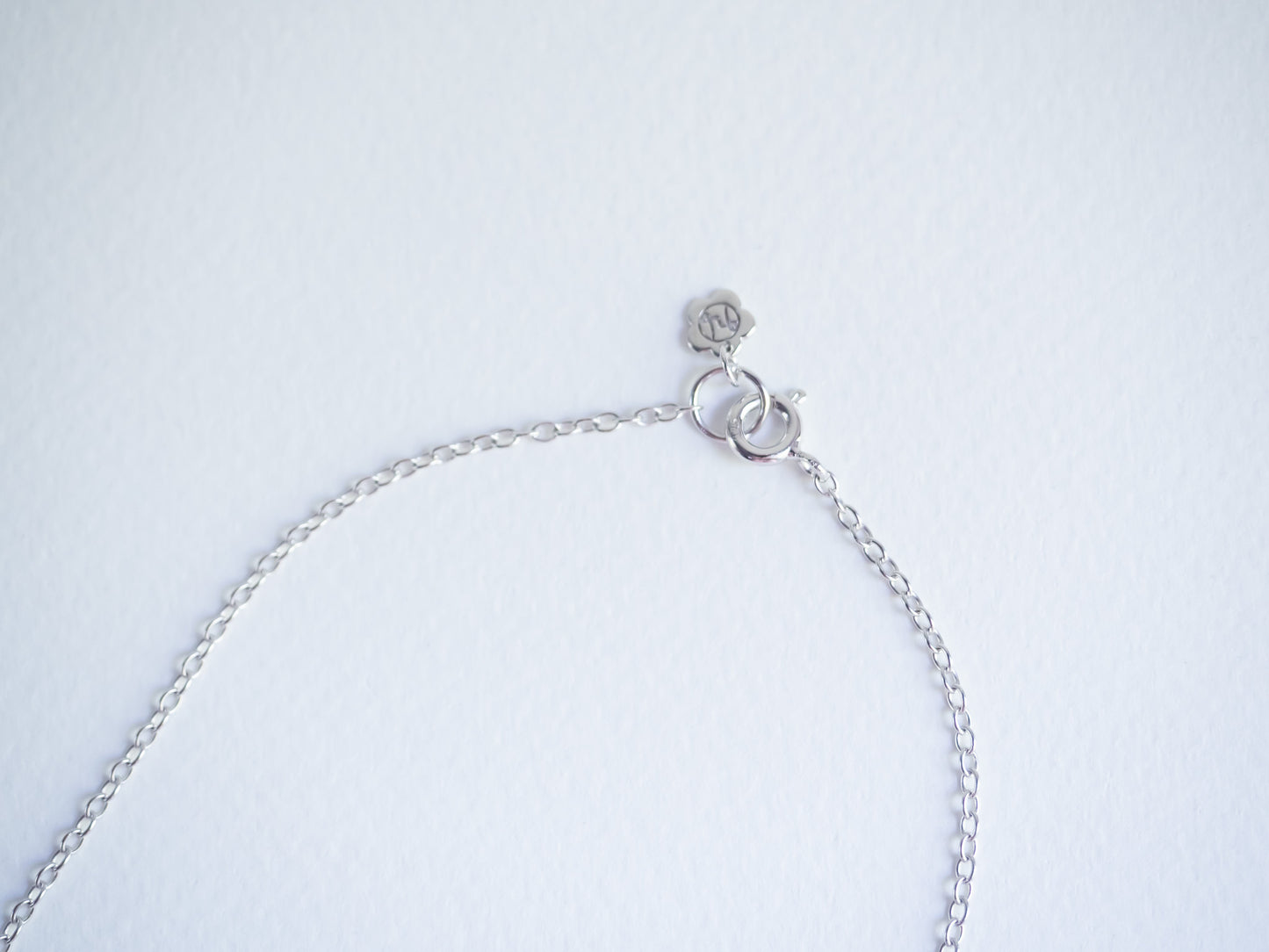 U Necklace