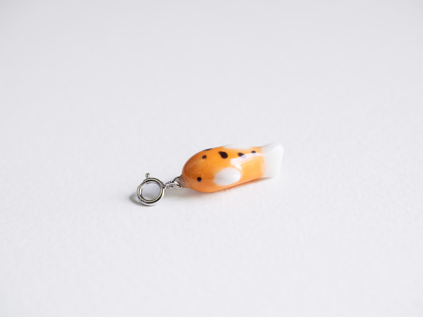 Aka Bekko Koi Charm
