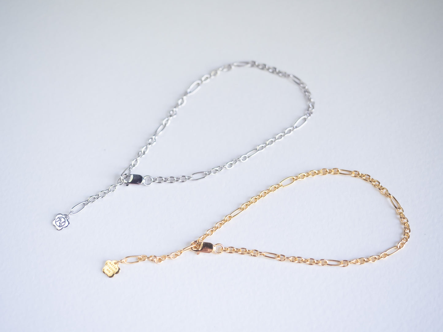 MInimal Figaro Chain Bracelet