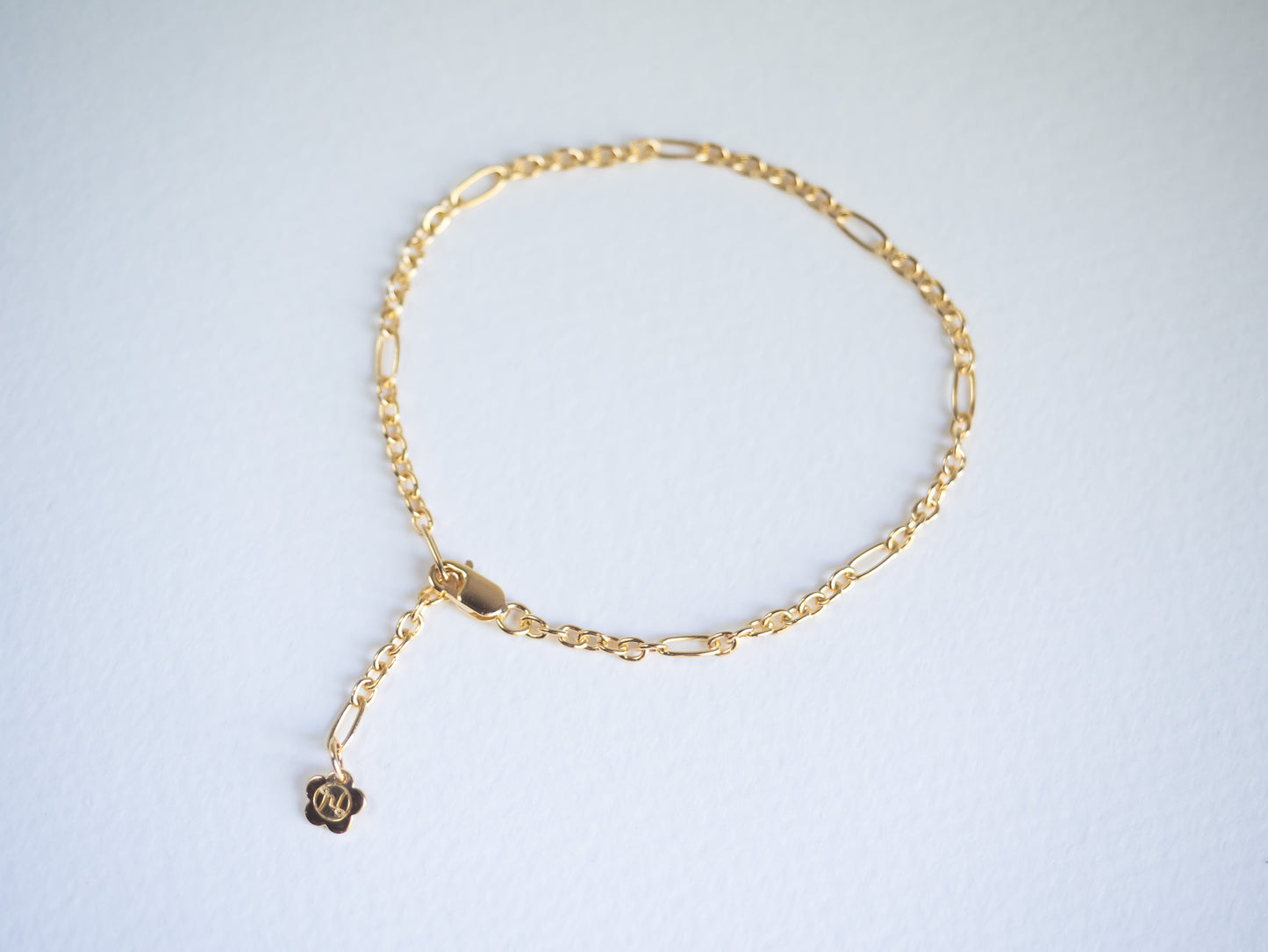 MInimal Figaro Chain Bracelet